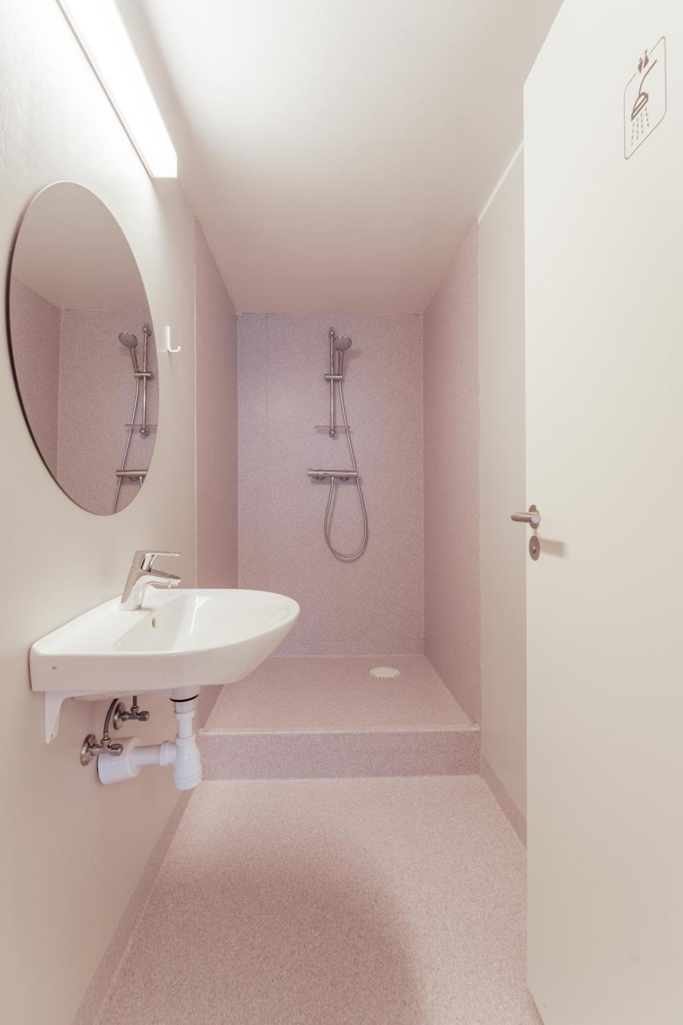 Torsgota Guesthouse - In The Heart Of Torshavn Bagian luar foto