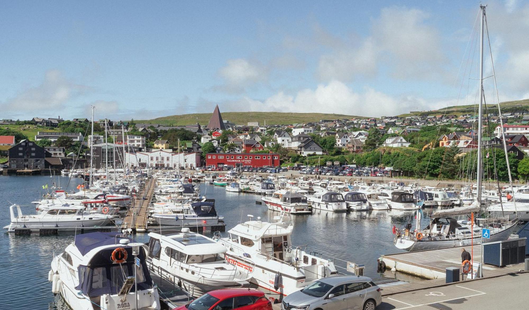 Torsgota Guesthouse - In The Heart Of Torshavn Bagian luar foto