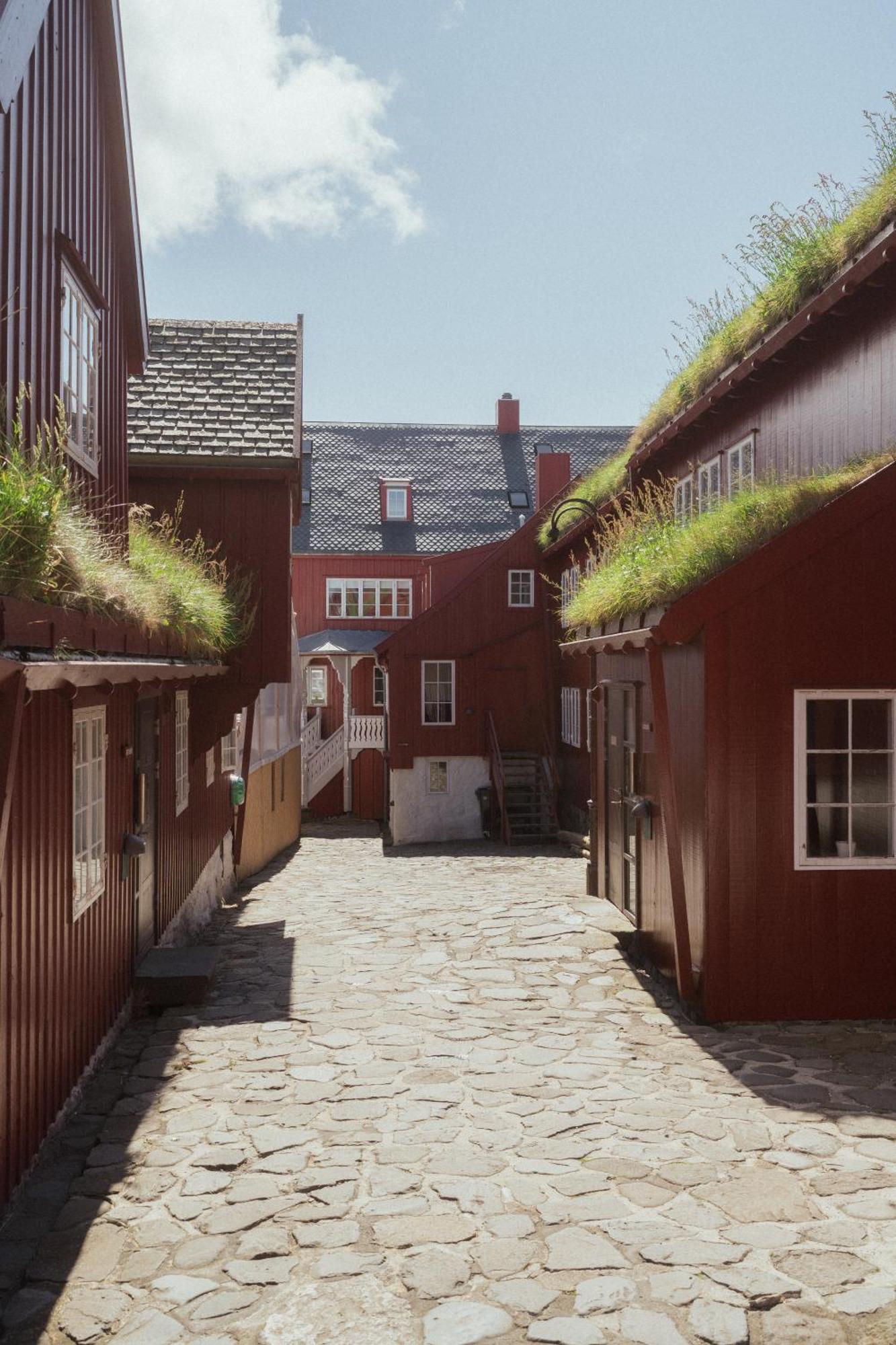 Torsgota Guesthouse - In The Heart Of Torshavn Bagian luar foto